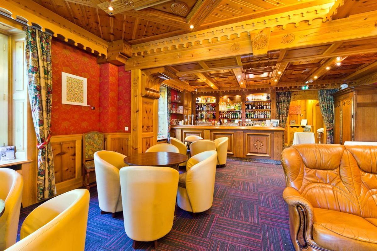 Aiguille Du Midi - Hotel & Restaurant Chamonix Exterior photo
